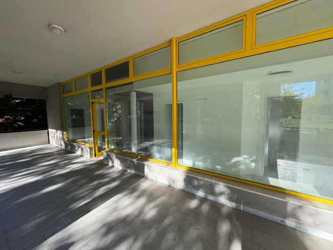 Locale commerciale in vendita a Gorizia