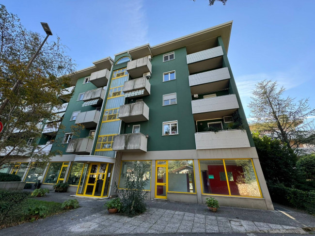 Locale commerciale in vendita a Gorizia