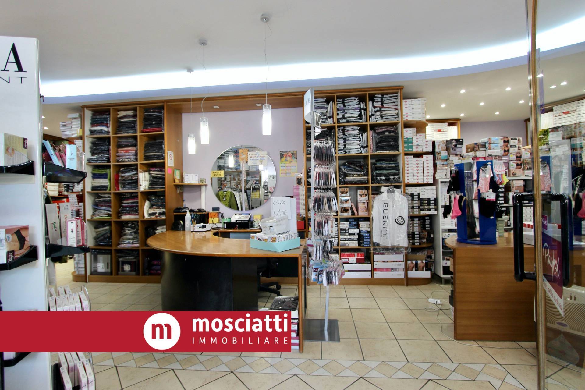 Attività commerciale in vendita a Matelica (MC)