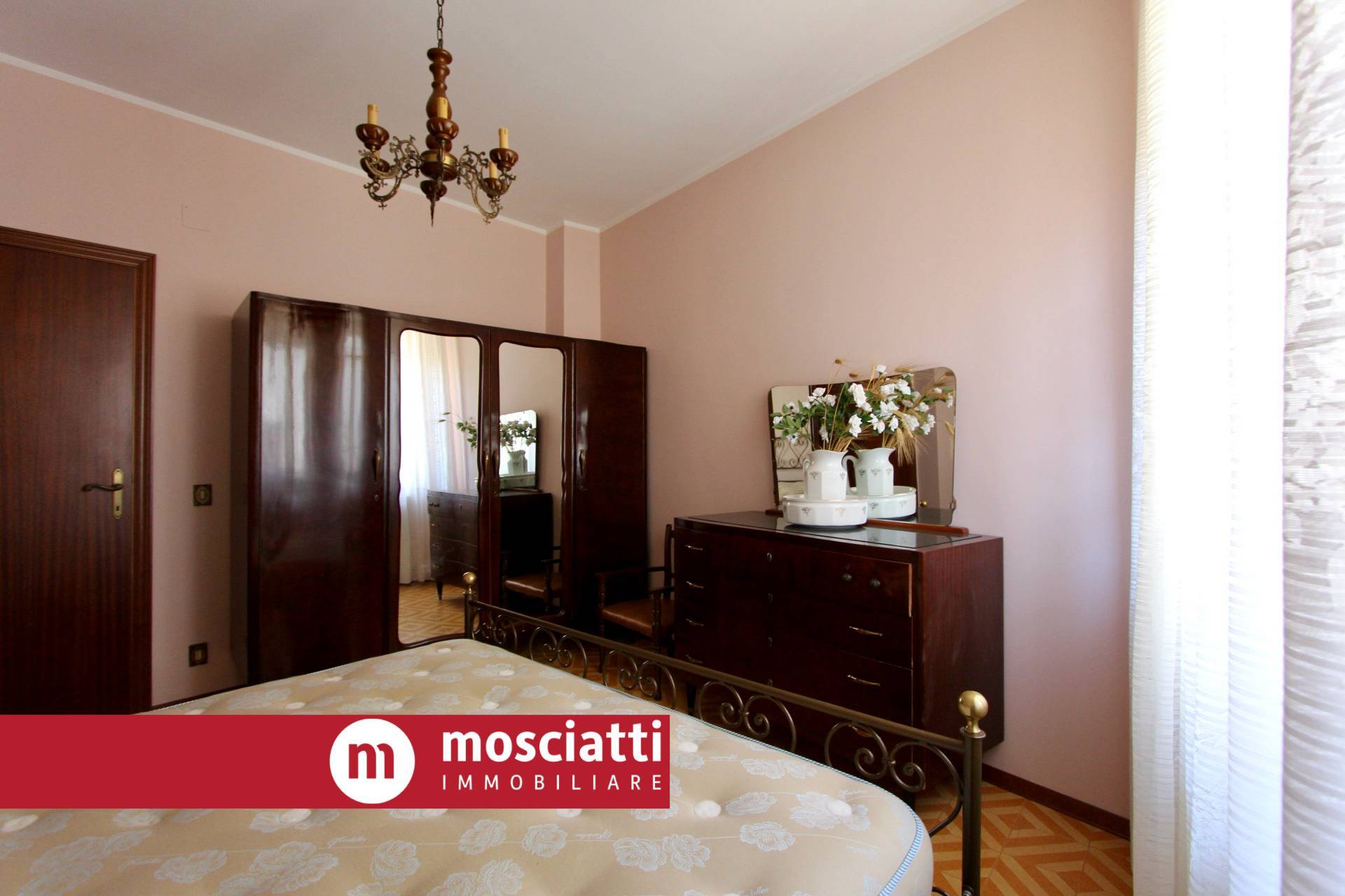 Casa indipendente in vendita a Matelica (MC)