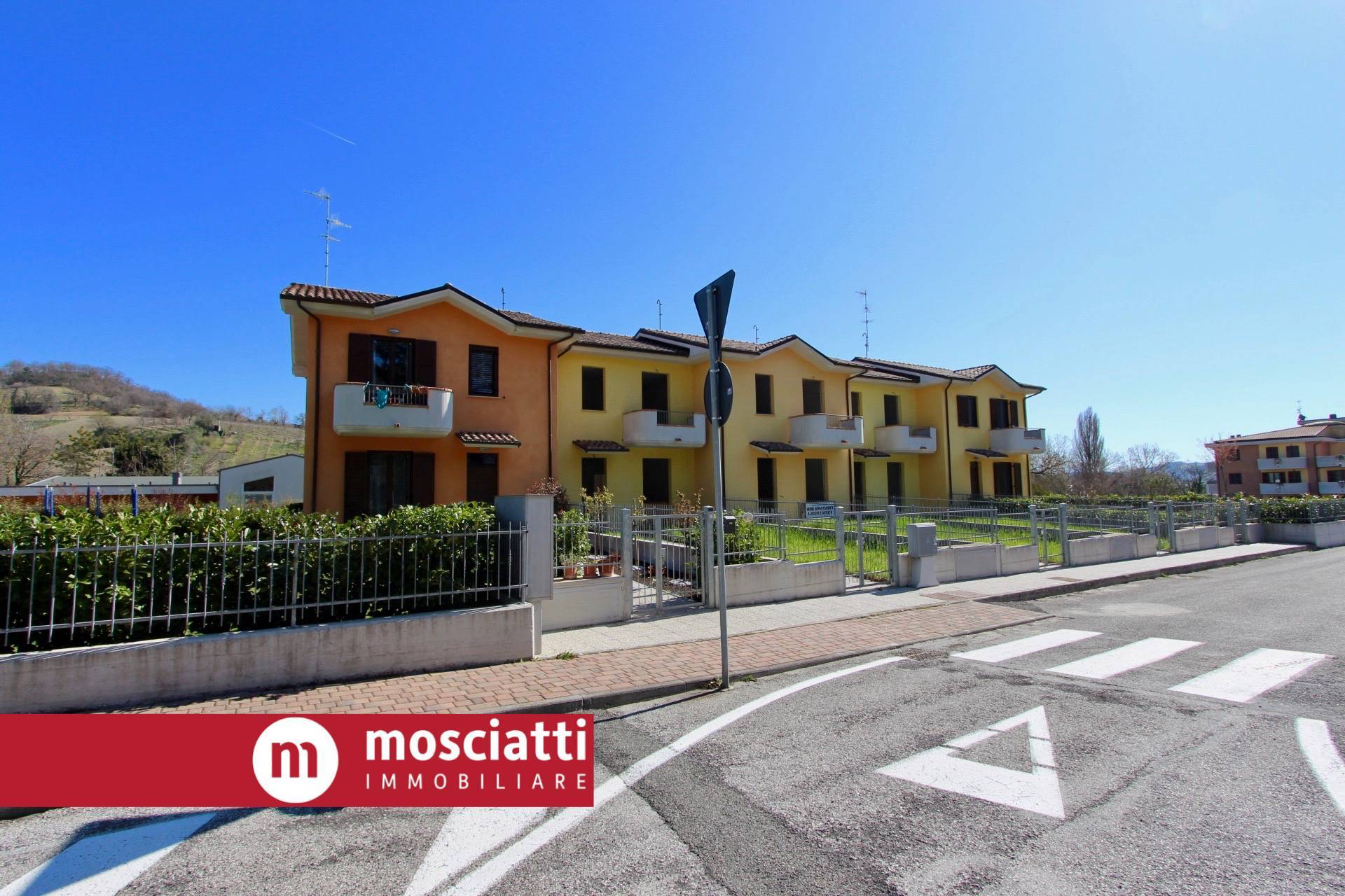 Duplex in vendita a Esanatoglia (MC)
