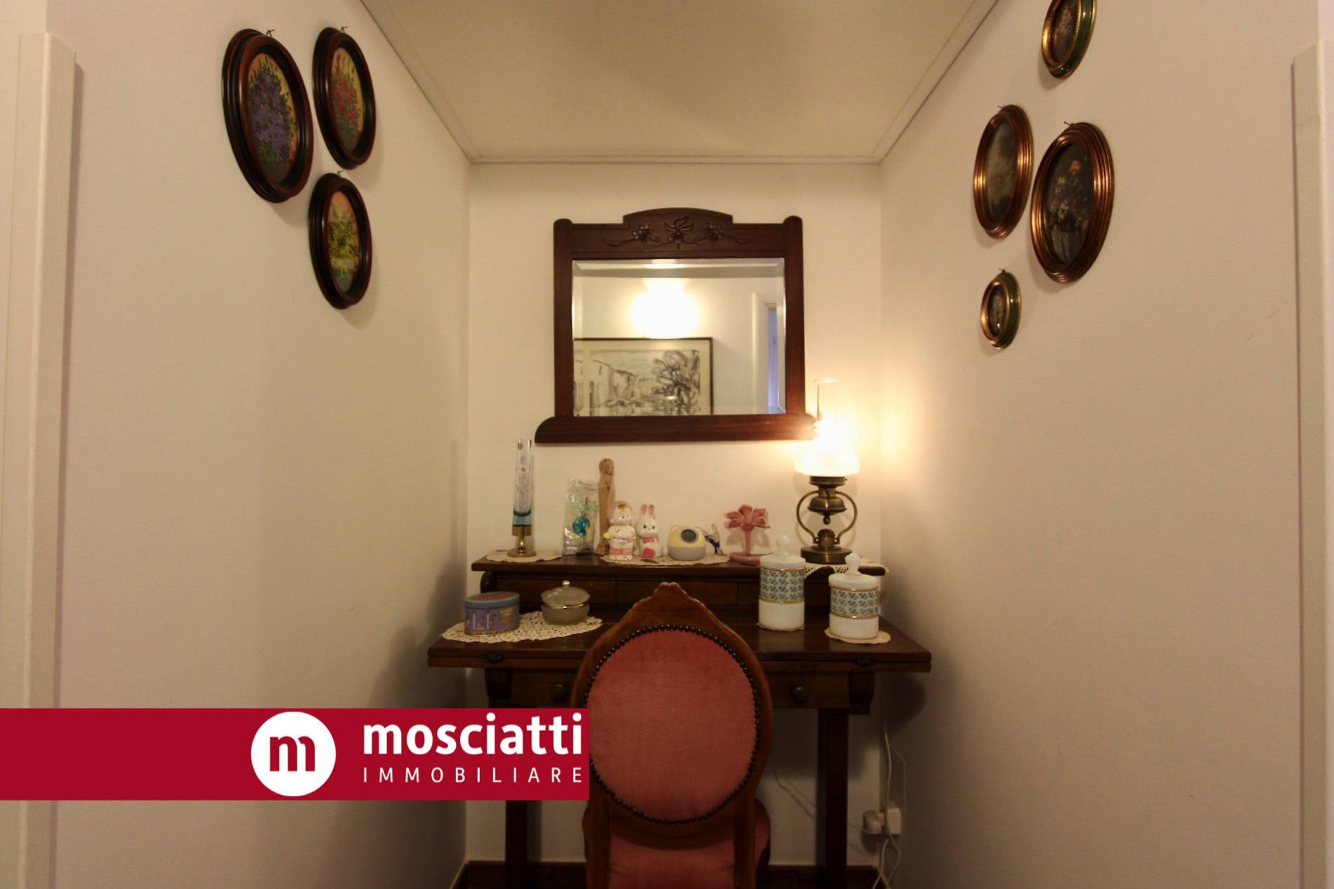 Villa in vendita a Camerino (MC)