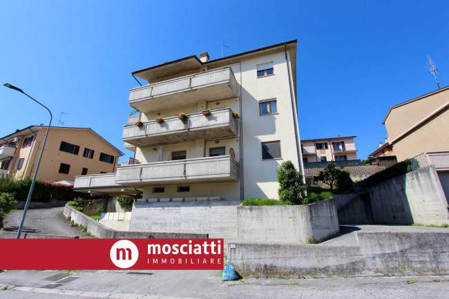 Appartamento in vendita a Castelraimondo (MC)