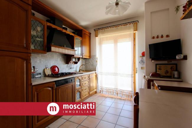Appartamento in vendita a Castelraimondo (MC)