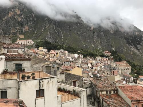 Casa singola in vendita a Isnello