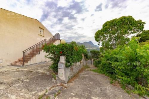 Villa in vendita a Casteldaccia