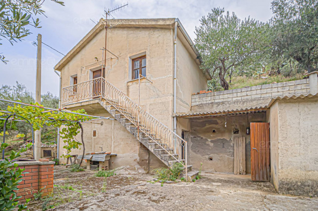 Casa singola in vendita a Pollina