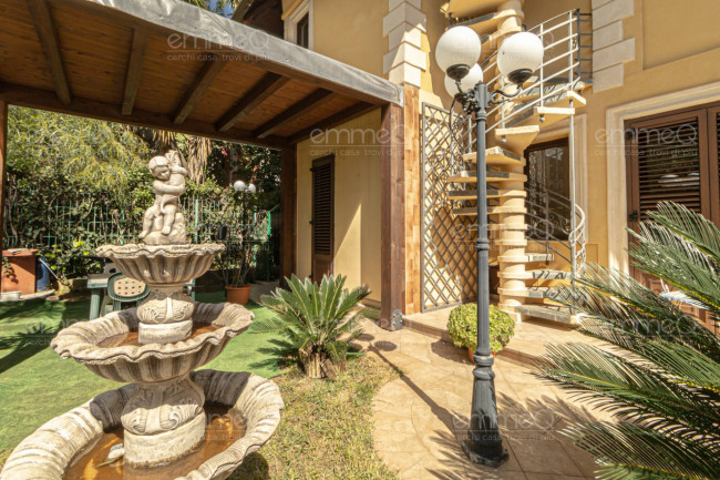 Villa in vendita a Palermo