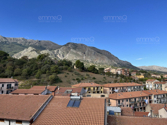 Appartamento in vendita a Castelbuono (PA)