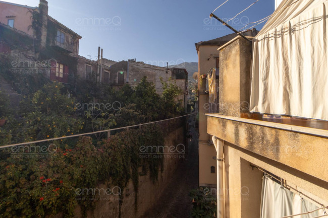 Casa indipendente in vendita a Castelbuono (PA)