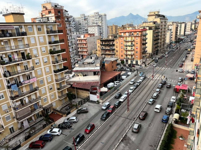 Appartamento in vendita a Palermo