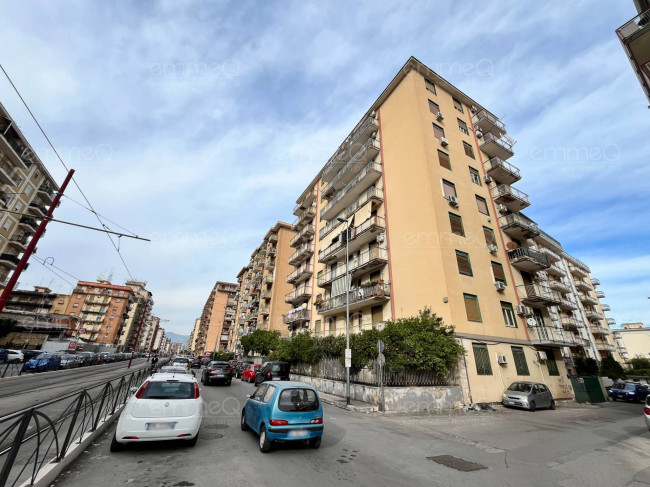 Appartamento in vendita a Palermo