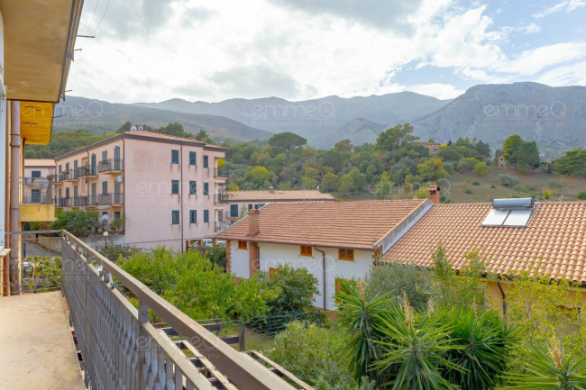 Appartamento in vendita a Castelbuono