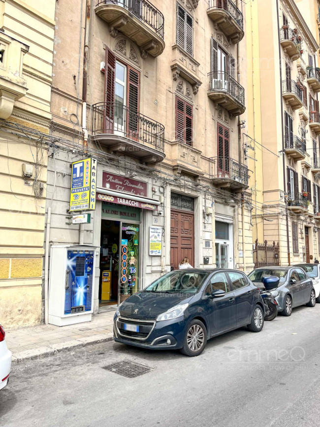 Tabaccheria in vendita a Palermo