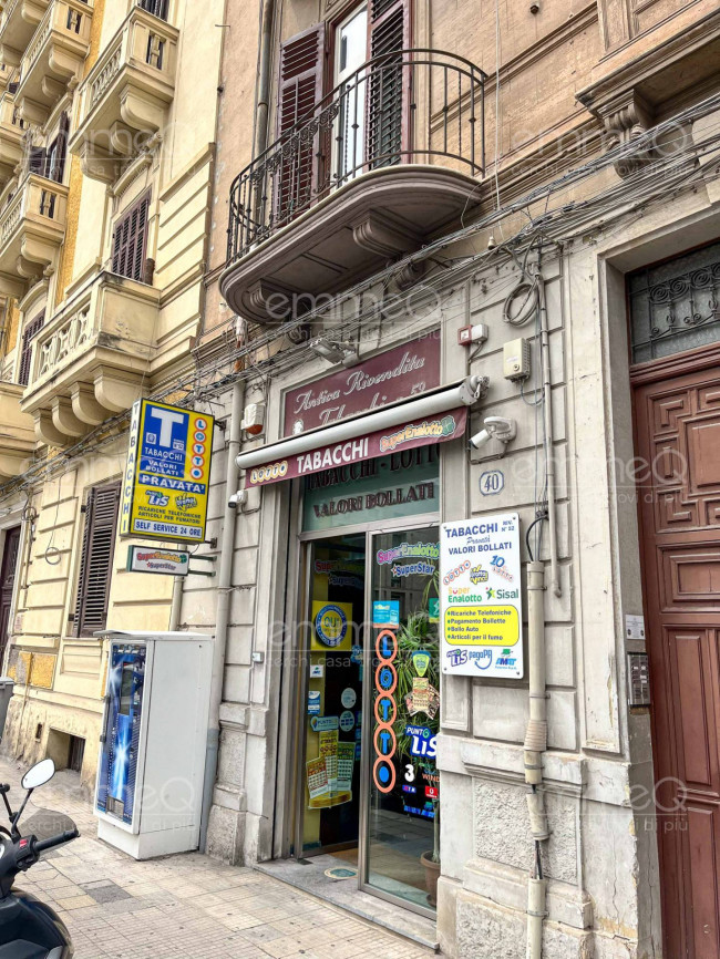 Tabaccheria in vendita a Palermo