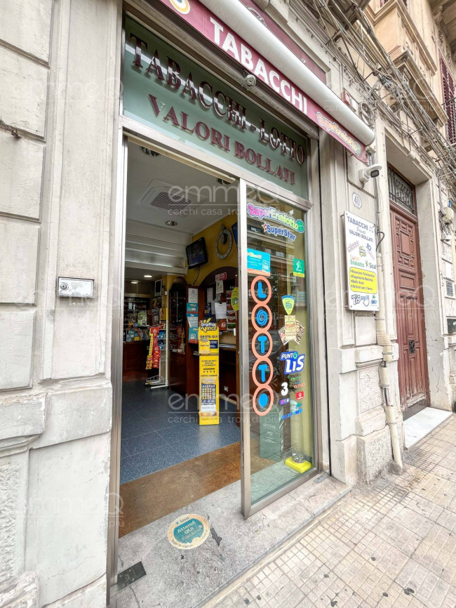 Tabaccheria in vendita a Palermo