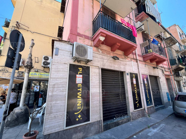 Locale commerciale in affitto a Palermo