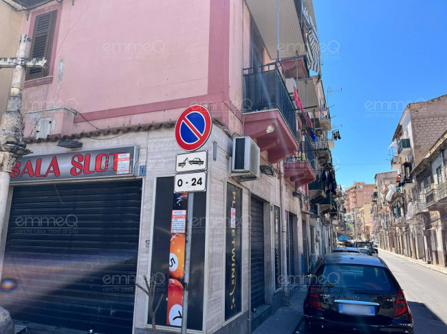 Locale commerciale in affitto a Palermo