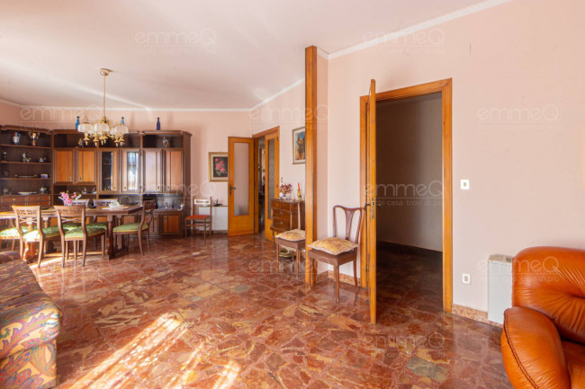 Appartamento in vendita a Castelbuono