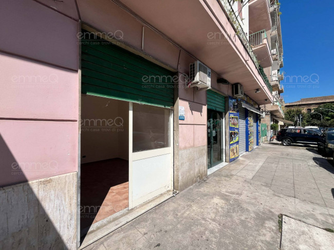 Locale commerciale in vendita a Palermo