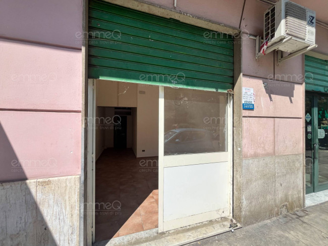 Locale commerciale in vendita a Palermo