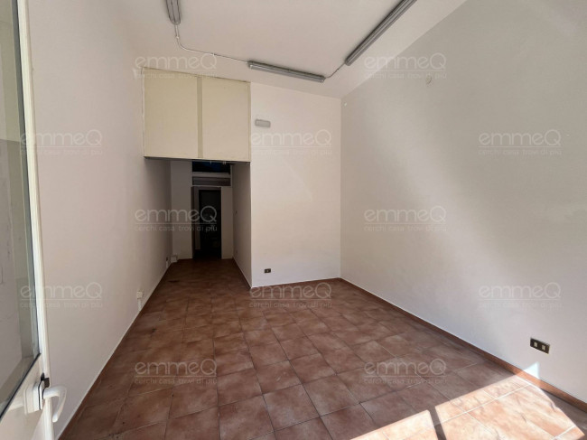 Locale commerciale in vendita a Palermo