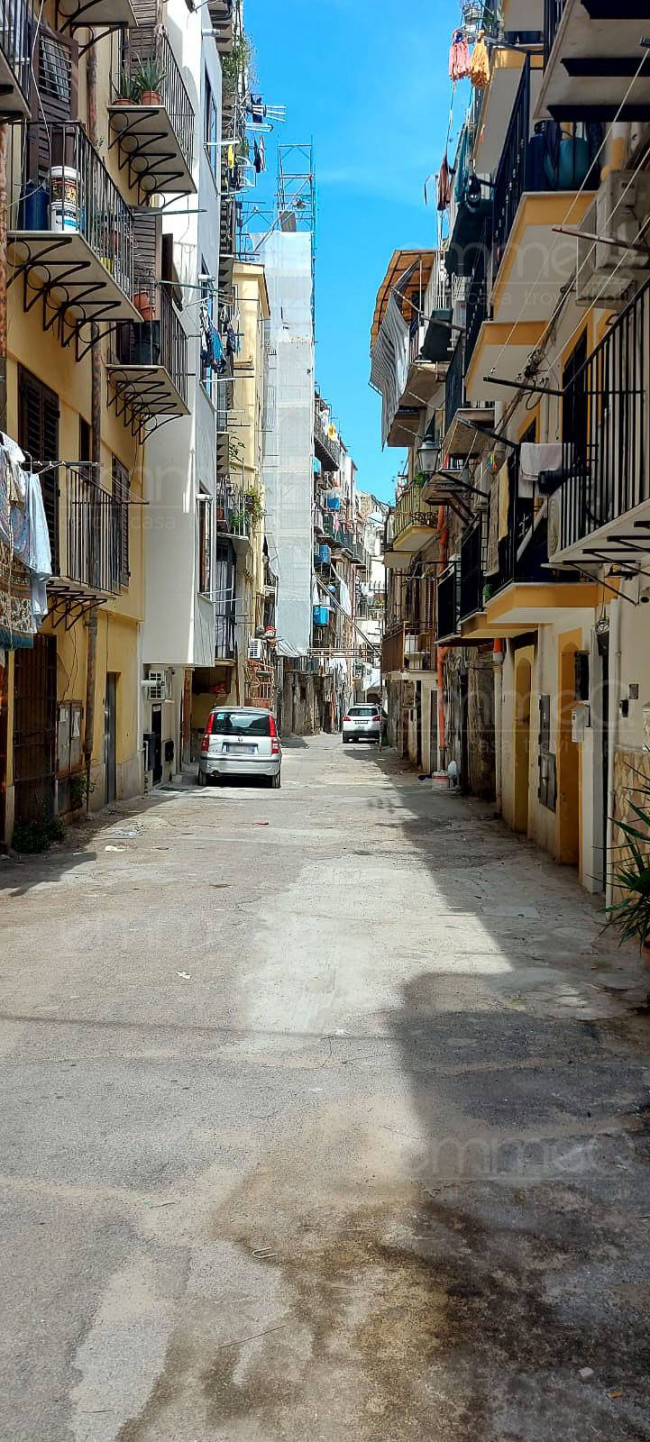 Appartamento in vendita a Palermo