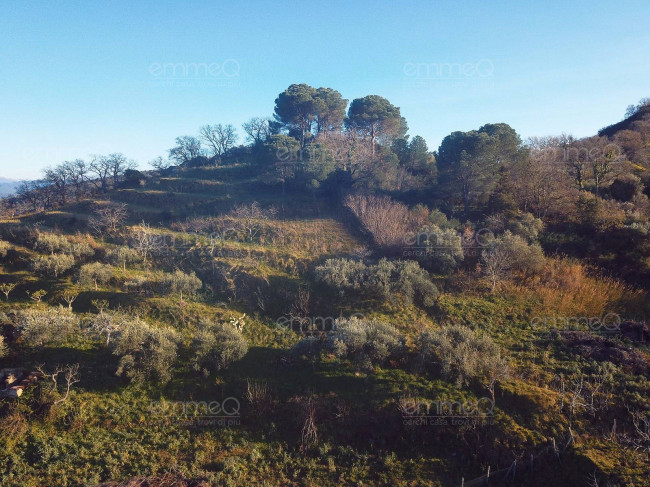 Edificio in vendita a Cefalù