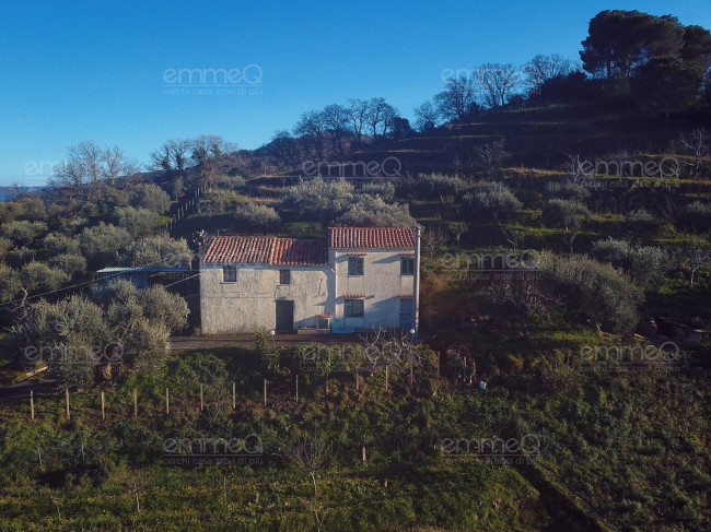Edificio in vendita a Cefalù