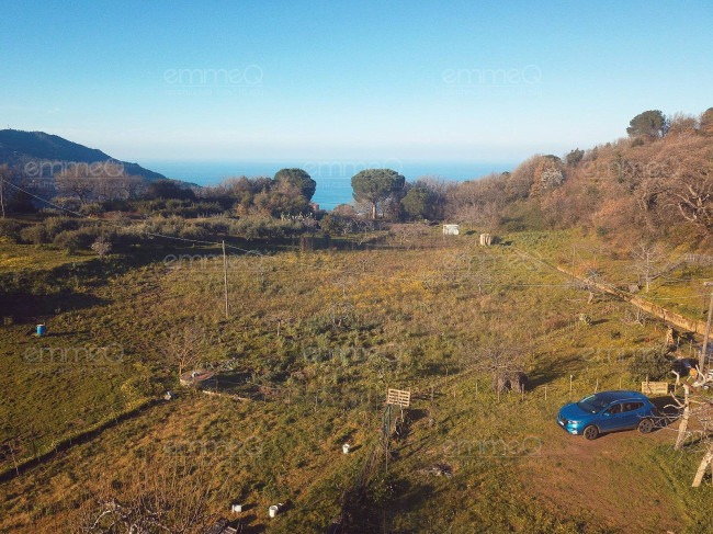 Edificio in vendita a Cefalù