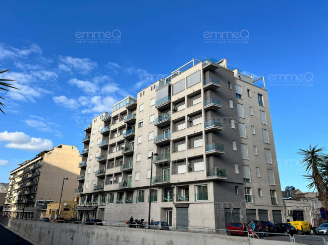 Locale commerciale in affitto a Palermo