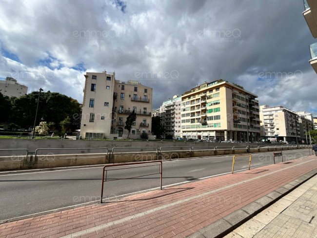 Locale commerciale in affitto a Palermo