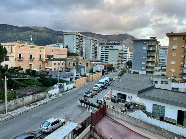 Appartamento in vendita a Palermo