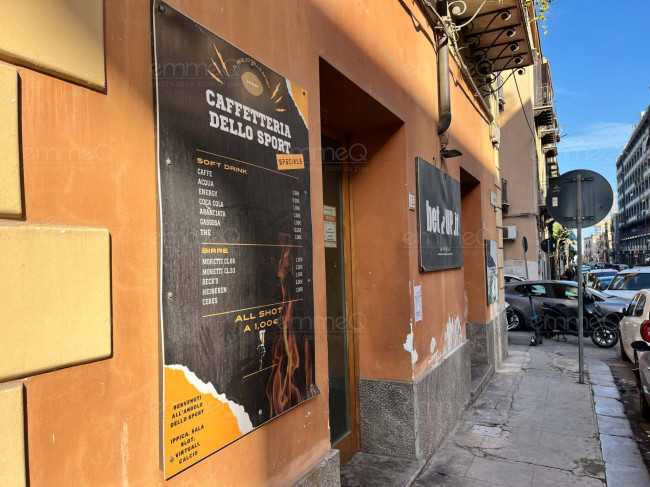 Locale commerciale in affitto a Palermo