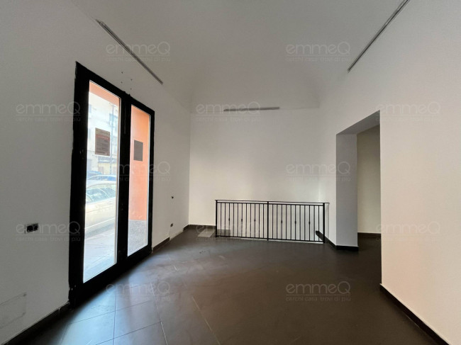 Locale commerciale in affitto a Palermo