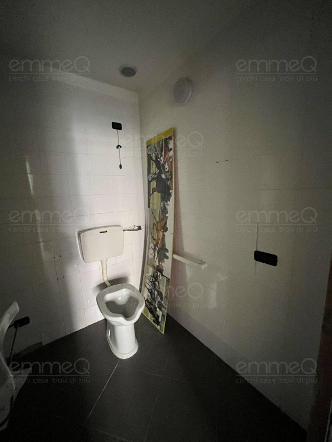 Locale commerciale in affitto a Palermo