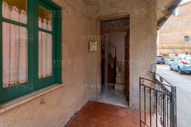 Edificio in vendita a Castelbuono