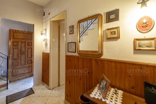 Edificio in vendita a Castelbuono