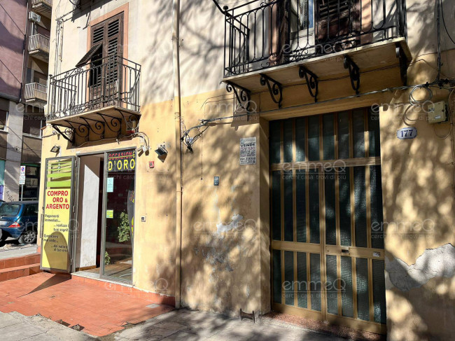 Appartamento in vendita a Palermo