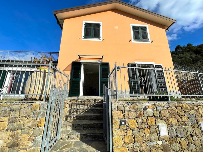 Casa indipendente in vendita a Comeglio, Moneglia (GE)