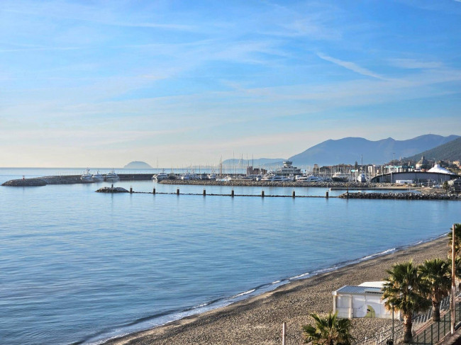 Appartamento in affitto/vendita a Pietra Ligure