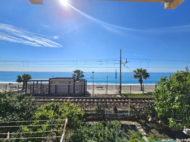 Appartamento in vendita a Pietra Ligure