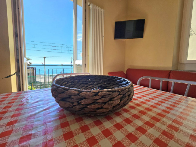 Appartamento in vendita a Pietra Ligure