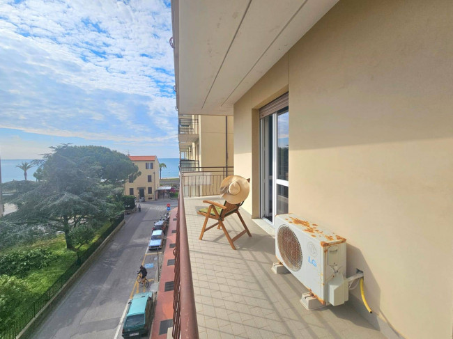 Appartamento in vendita a Pietra Ligure