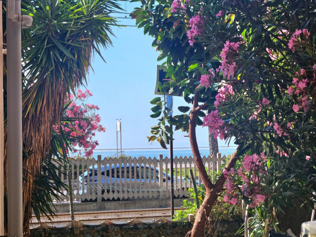 Appartamento in vendita a Pietra Ligure