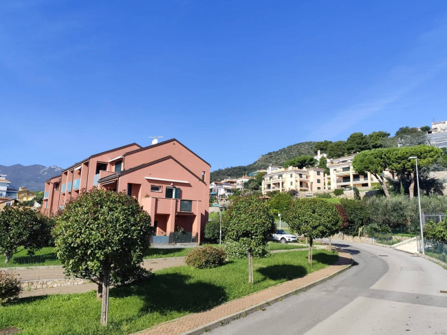 Villette a schiera in vendita a Pietra Ligure
