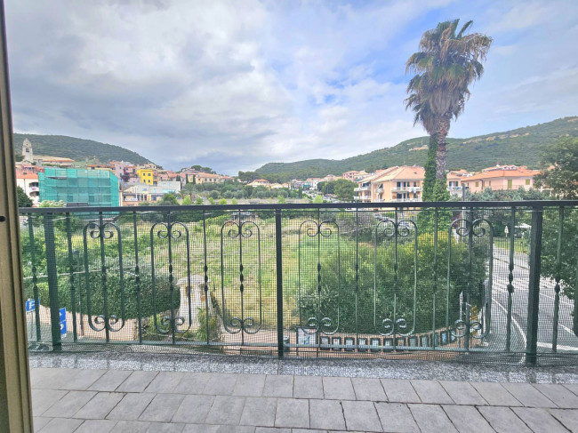 Appartamento in vendita a Borgio Verezzi