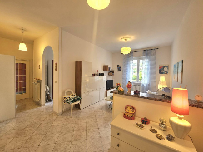 Appartamento in vendita a Borgio Verezzi