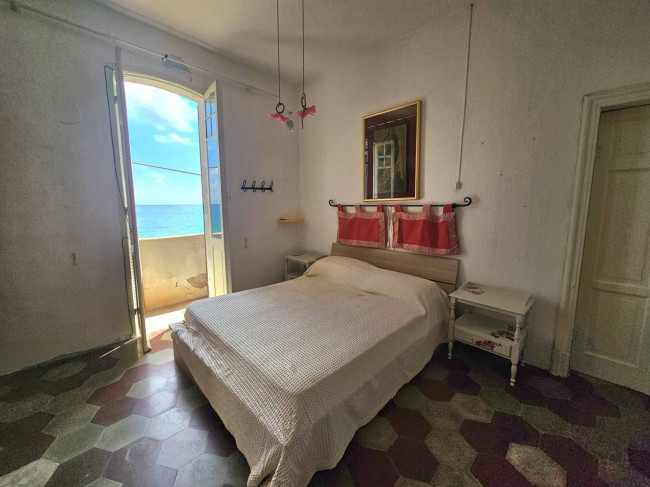 Villa in vendita a Borgio Verezzi
