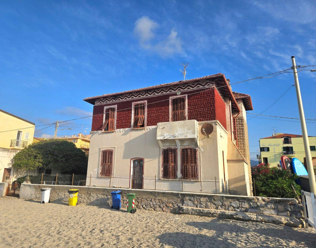 Villa in vendita a Borgio Verezzi